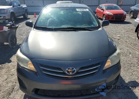 2013 Toyota Corolla Base из США, поврежденный, VIN 2T1BU4EE0DC943591